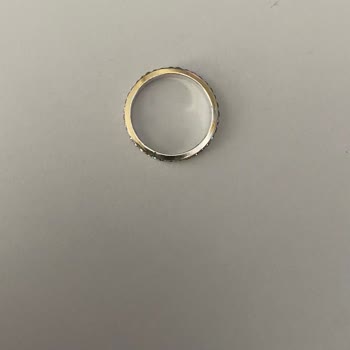 Katreninzeyli Pahalı Yüzükler 3. Kullanımda Soyuldu, İlgisizlikle Karşılaştım