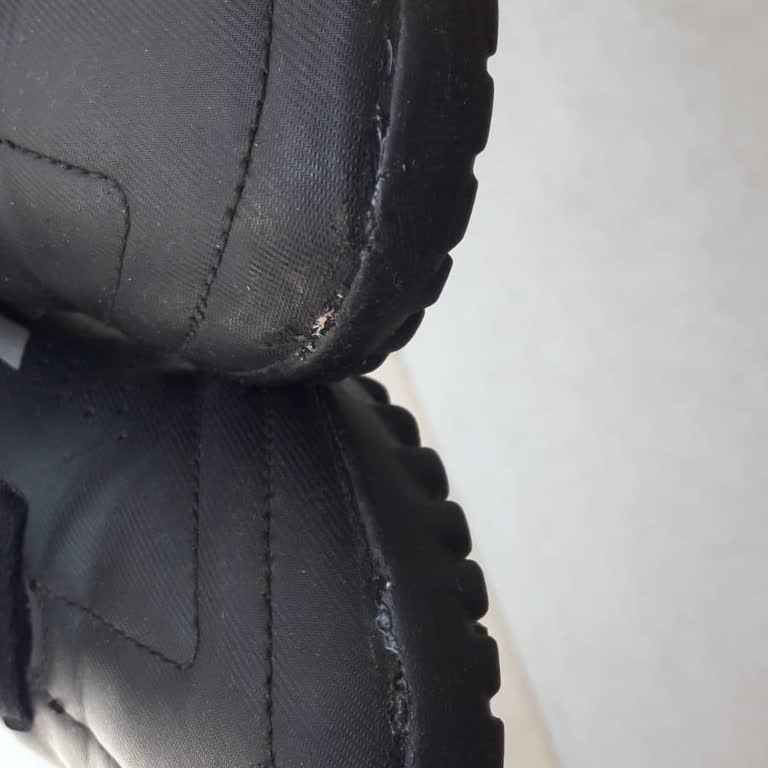 Aldığım Halı Saha Ayakkabısında Açılma Ve Yetersiz Müşteri Hizmeti