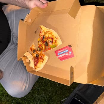 Pizzada Çekirdek Kabuğu Çıkması Dişimi Riske Attı