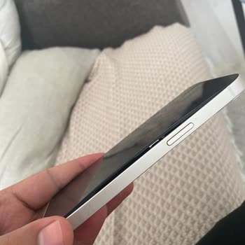 Garanti Süresi Biter Bitmez İphone 13 Batarya Sorunu Yaşadım