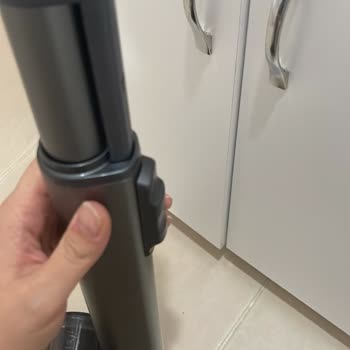 LG Kablosuz Süpürgede Kısa Sürede Birçok Arıza Yaşadım