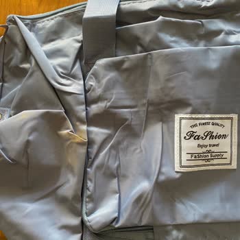 Satın Alınan Çantanın Kirli Ve Kusurlu Gelmesi, İade Sürecinde İletişimsizlik