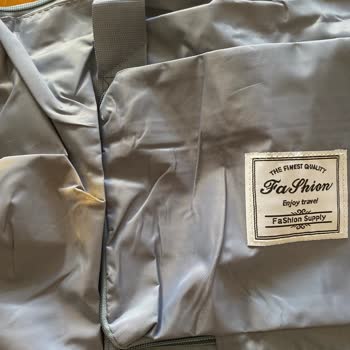 Satın Alınan Çantanın Kirli Ve Kusurlu Gelmesi, İade Sürecinde İletişimsizlik