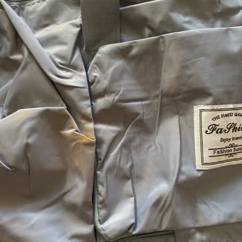 Satın Alınan Çantanın Kirli Ve Kusurlu Gelmesi, İade Sürecinde İletişimsizlik