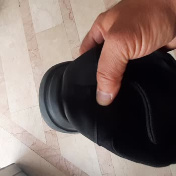 FLO Mağazasından Alınan Üründe Yırtılma Ve Açılma Sorunu Çözülmedi