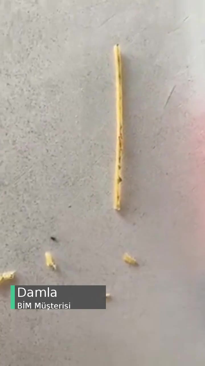 BİM Makarnada Siyah Bir Şeyler Var! videonun kapak resmi