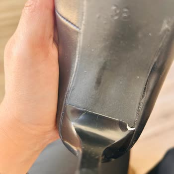 Kısa Sürede Kırılan Ayakkabı Ve Olumsuz Değişim Talebi