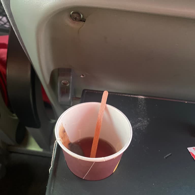 Uzayan Yolculuk Ve Kötü Hizmetle Mağduriyet Yaşadık