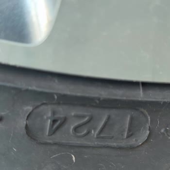 Garantiye Gönderilen Lastik İçin Haftalardır Sonuç Alamıyoruz