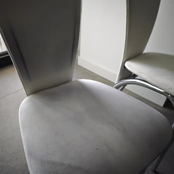 Eşofman Altı İlk Kullanımda Sandalye Rengini Bozdu Müşteri Hizmetleri Yetersiz Kaldı