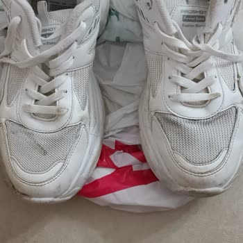 FLO Garanti Kapsamı Dışında Bırakılan Ayakkabı Sorunu