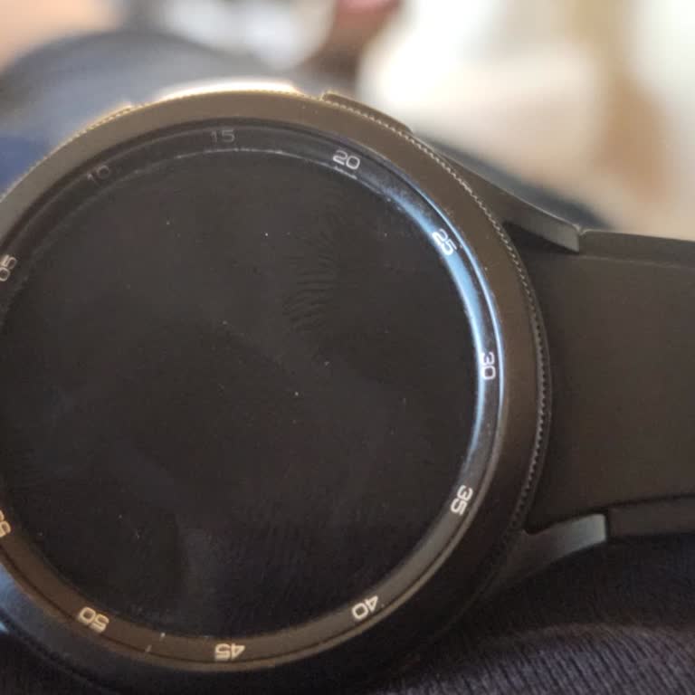 Güncelleme Sonrası Galaxy Watch 4 Classic Tamamen Kapandı, Açılmıyor