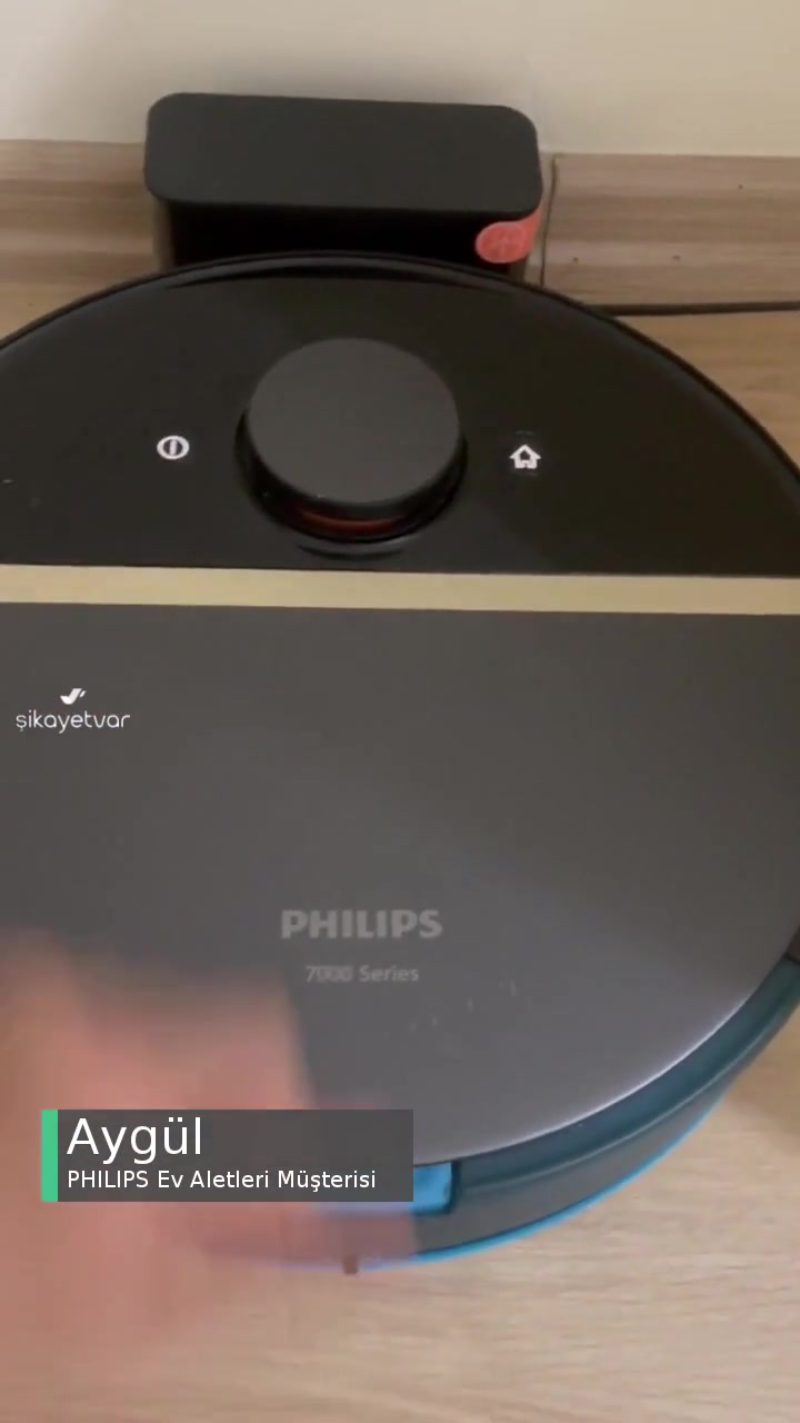 Philips Ev Aletleri Lütfen Robotu Düz Bir Zemine Yerleştirin Uyarısı! videonun kapak resmi