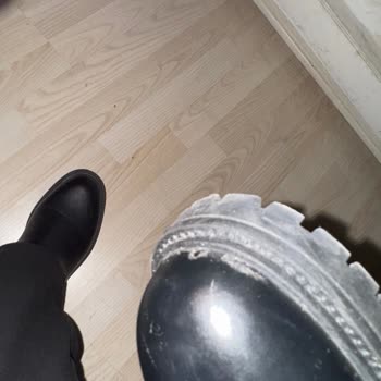 Botas Pull And Bear se dañan rápido, baja calidad por alto precio