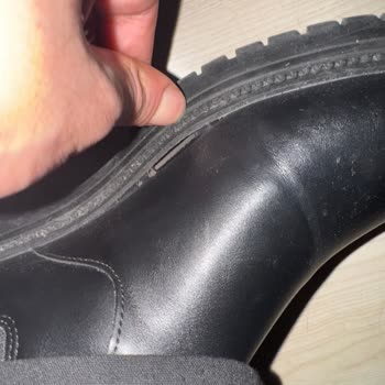 Botas Pull And Bear se dañan rápido, baja calidad por alto precio