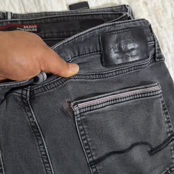 Mavi Pantolonlarda Tekrarlayan Aşınma Ve Müşteri Hizmetlerinde İlgisizlik