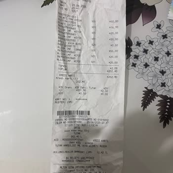 Tarihi Geçmiş Ürünlerin Raflarda Satılması Sağlığımızı Tehdit Ediyor