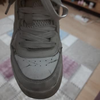 Zapatillas Bershka se dañan en 2 meses, experiencia negativa