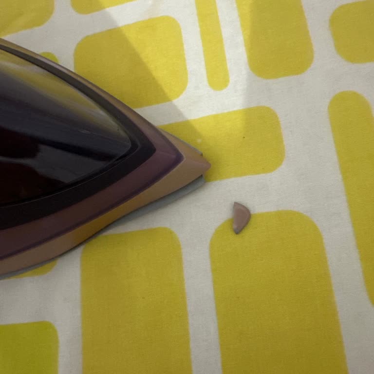 Philips Azur Ütüde Kırık Ve Mağduriyet