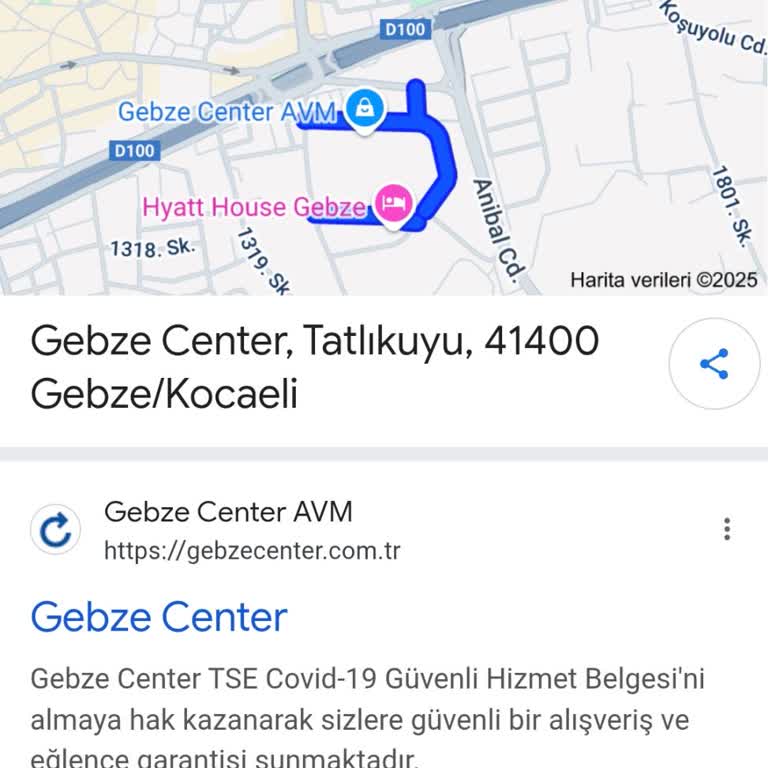 Tırtıl Aracı Kullanan Görevli Dikkatsizliğiyle İki Kez Bana Çarptı Ve Alay Etti