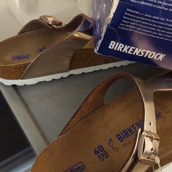 Defolu Ve Eksik Yapıştırılmış Terlikler Yırtık Paketle Gönderildi, İade Talebim Var