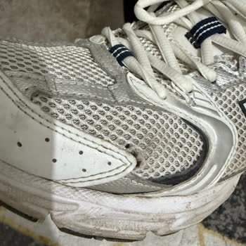 New Balance Ayakkabım Kısa Sürede Deforme Oldu, Mağaza Yardımcı Olmadı