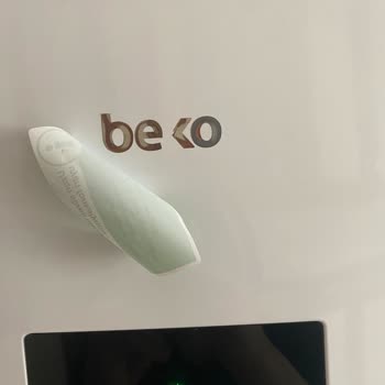 Derin Dondurucu Hasarlı Ve Logosuz Geldi, Bayi Ve Servis Çözüm Sunmuyor