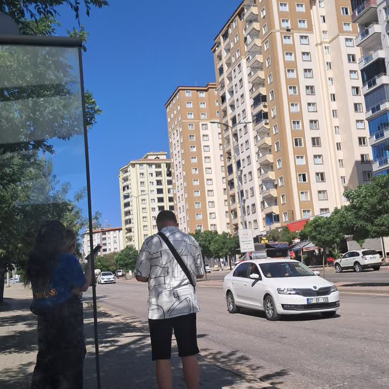 YKS Sınavı Öncesi B80 Otobüsünün Gecikmesi Mağduriyet Yarattı