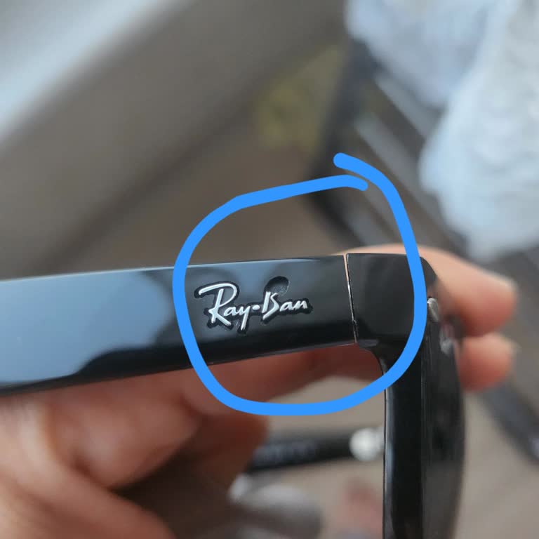 Satın Aldığım Rayban Gözlükte Kırık Logo Ve Yetersiz Müşteri Hizmeti