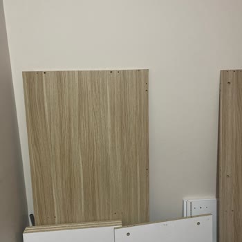 Eksik Ve Hasarlı Dolap, Çözüm Bekleyen Müşteri