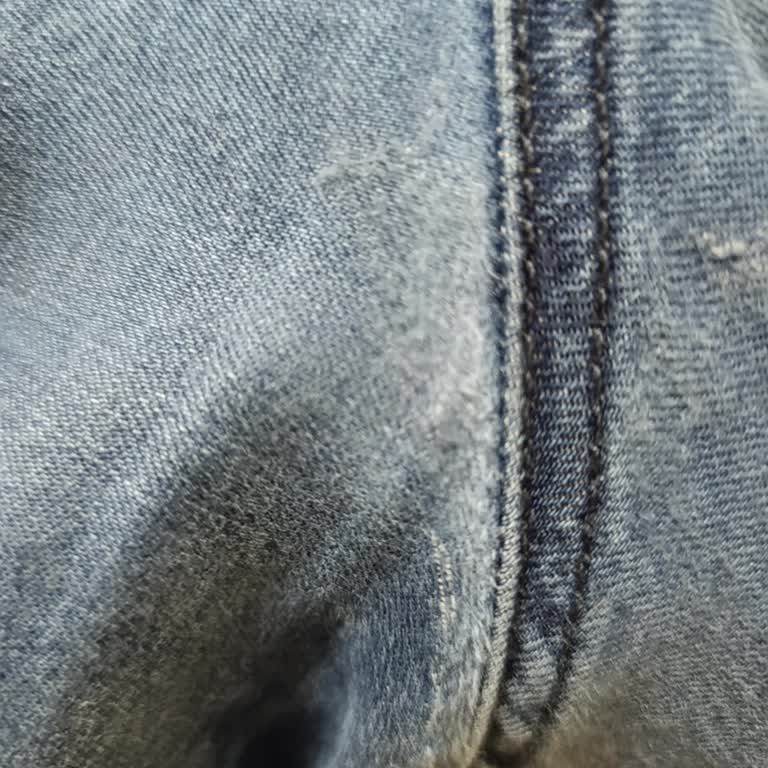 Satın Alınan Kot Pantolonun Kısa Sürede Yıpranması Hakkında Şikayet