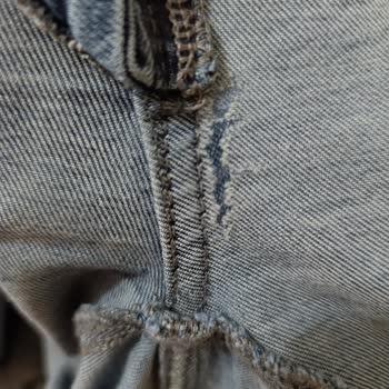 Satın Alınan Kot Pantolonun Kısa Sürede Yıpranması Hakkında Şikayet