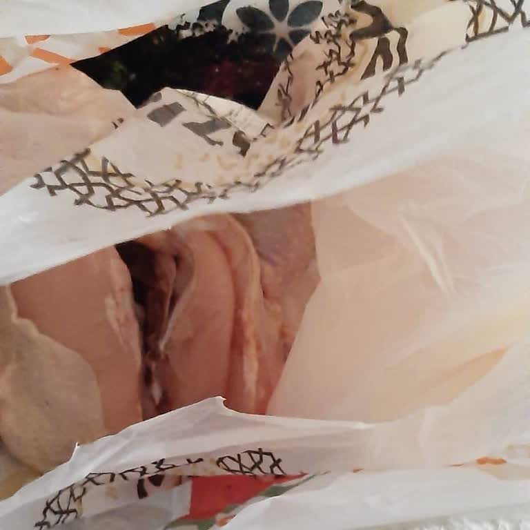 Migros Sanal Marketten Aldığım Tavuk Bozuk Çıktı, Çöpe Atmak Zorunda Kaldım
