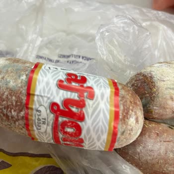 Aldığım Sucuğun Beklenmedik Şekilde Bozulması Ve Şube İlgisizliği