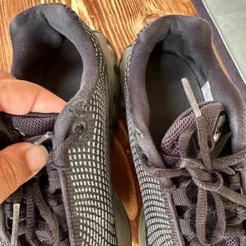 Nike Air Max Ayakkabılar Hızla Deforme Oluyor Ve Garanti Kabul Etmiyor