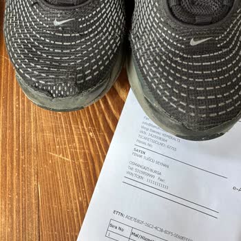 Nike Air Max Ayakkabılar Hızla Deforme Oluyor Ve Garanti Kabul Etmiyor