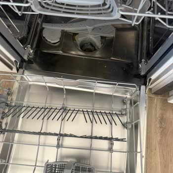 Yeni Aldığım Bulaşık Makinesi Kullanılmış Ve Hasarlı Çıktı