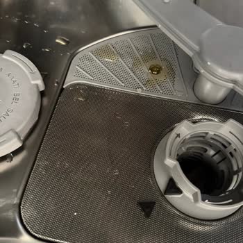 Yeni Aldığım Bulaşık Makinesi Kullanılmış Ve Hasarlı Çıktı