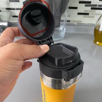 Kutupayısı Termos Kapağındaki Koku Problemi ve Yetersiz Müşteri Hizmeti