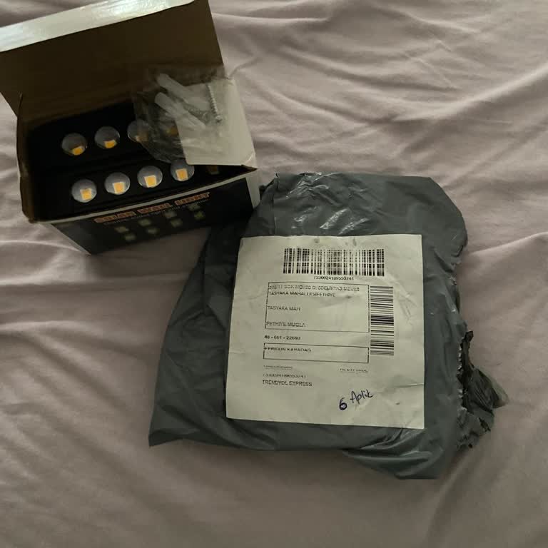 Siparişimdeki 5 Duvar Apliği Eksik Teslim Edildi, Çözüm Bekliyorum