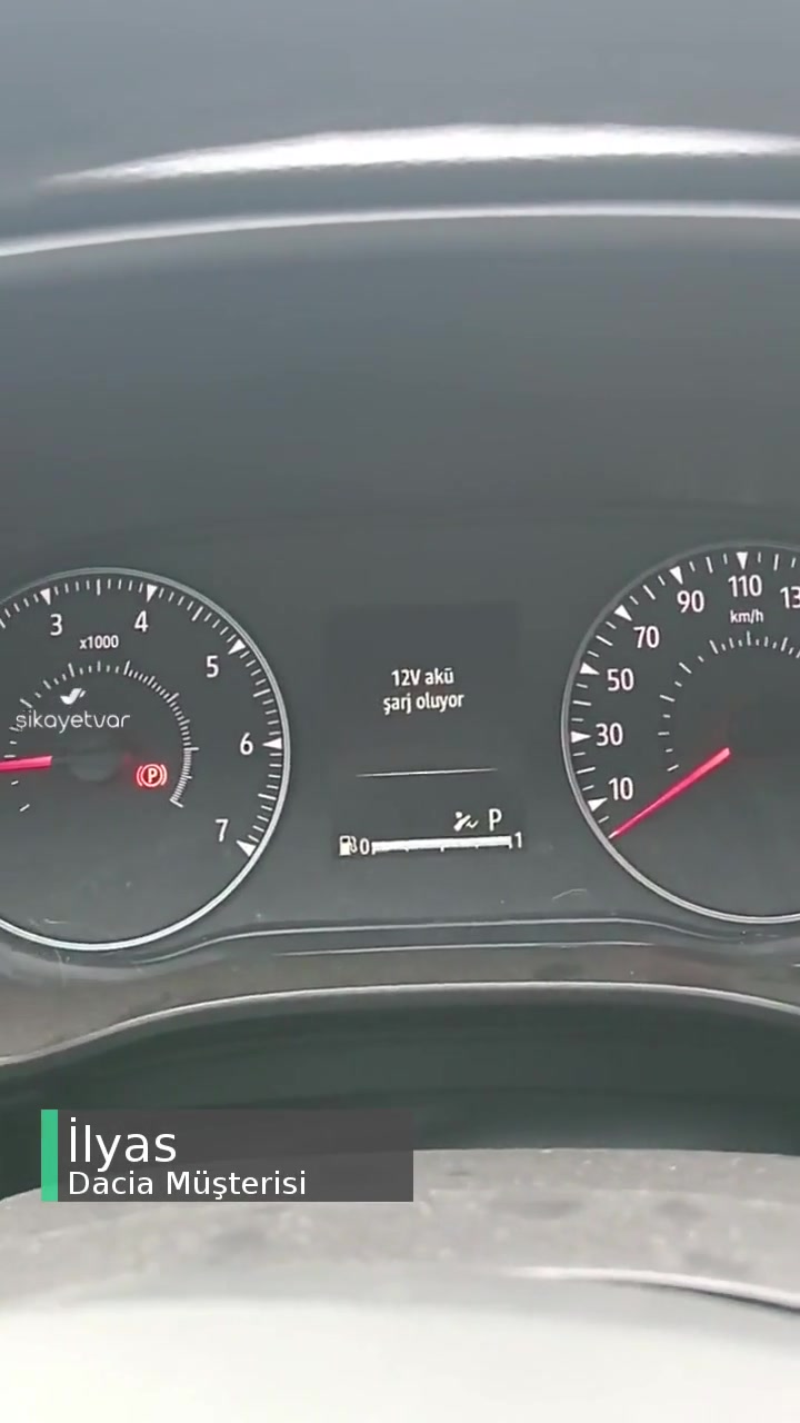 Dacia Akü Şarj Uyarısı videonun kapak resmi