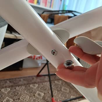 Gazelle Ütü Masasının Ayaklık Aparatı Takılamıyor Kullanılamıyor