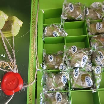 Bozuk Ve Küflü Pasta Satışı İle Sağlık Riski