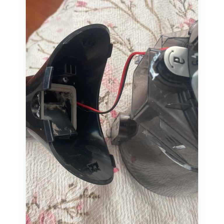 Arnica Küçük Ev Aletleri Garantili Süpürge Başlığı Kırıldı, Servis Yardım Etmiyor!