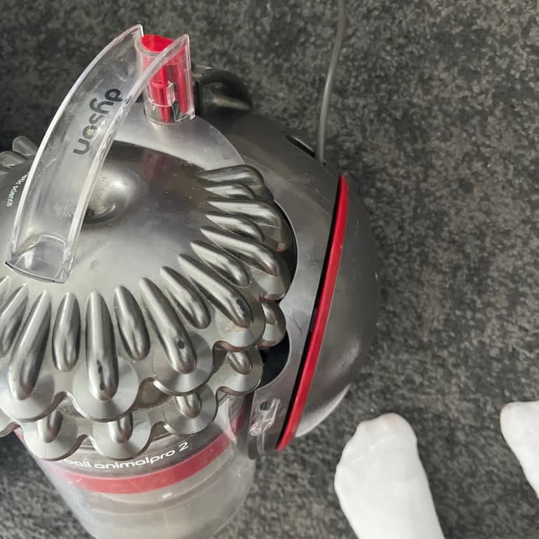 Dyson Süpürge Patladı, Hem Sağlık Hem Para Mağduriyeti!