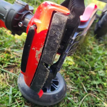 Pilsan Power Scooter Kısa Sürede Arka Lastik Parçalandı Ön Kısmı Da Kopmuştu