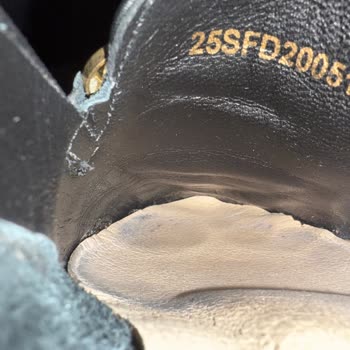 Derimod'dan Aldığım Babet Ayağımı Yaraladı, Değişim Talebim Reddedildi