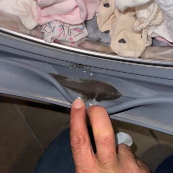 Beko Çamaşır Makinesinde Körükte Oluşan Lekeler Ve Garanti Sorunu