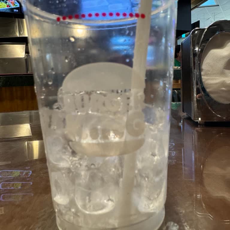 Green Banana İçeceğinde Fazla Buz, Eksik Ürün!