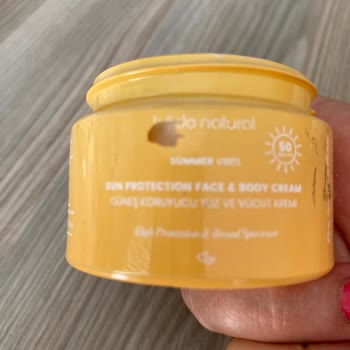 Kötü Koku, Yoğun Kıvam Ve Ambalaj Sorunları Nedeniyle Ürünü Kullanamadım